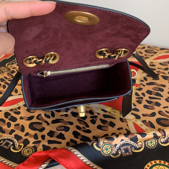 COACH - Picture 9 of 15